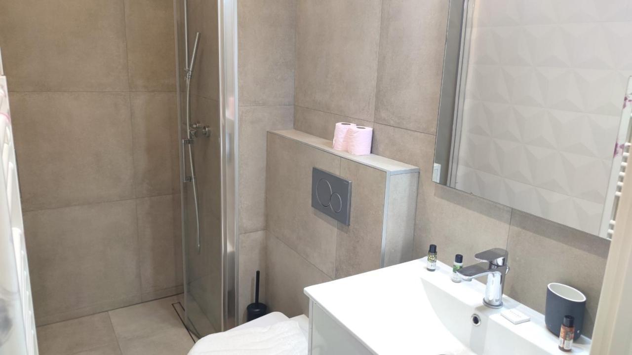 Studio Terrasse Proche Mer 105 Appartement