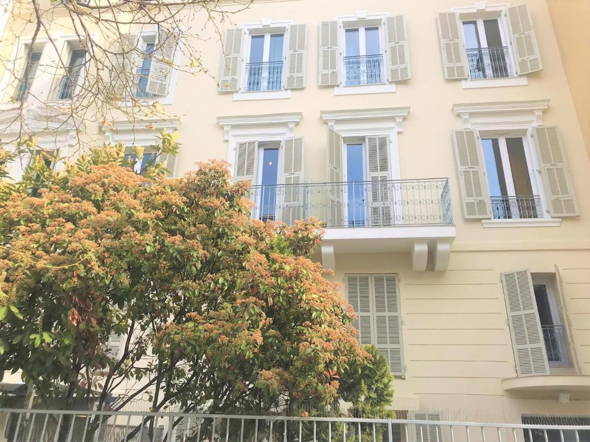Studio Terrasse Proche Mer 105 Nice